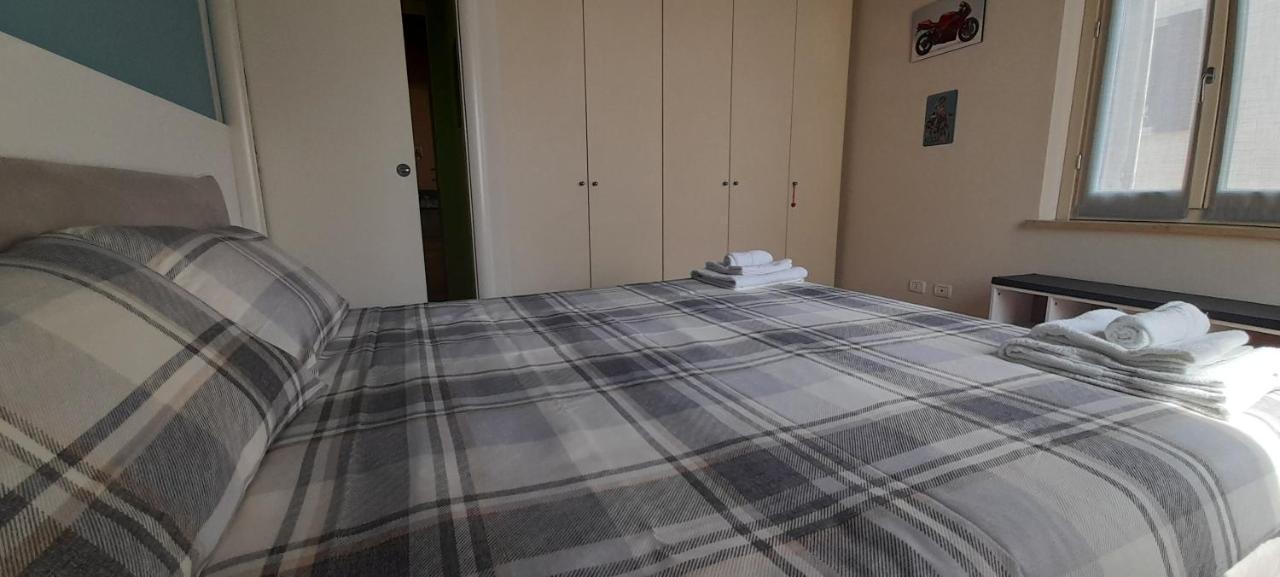 Claude Cozy Corner-Apartment Parma Dış mekan fotoğraf